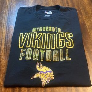 Minnesota  Vikings football t-Shirt.